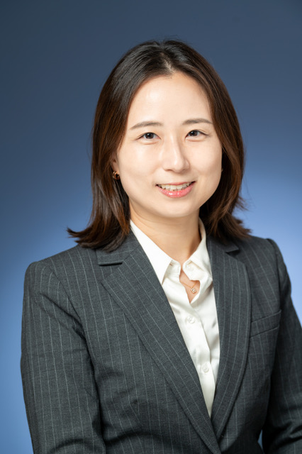 Prof. Grace Han Headshot