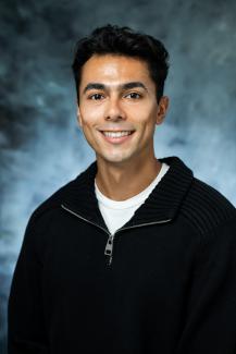 Miguel Medina Lopez Headshot