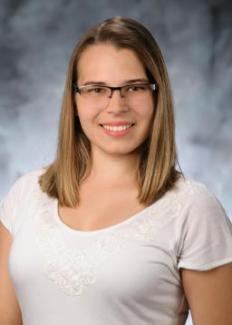 Aneta Jelowicki Headshot