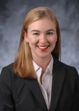 Elizabeth Murphy Headshot