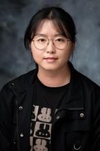 Jin Yan Headshot