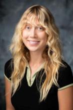 Julia Didziulis Headshot