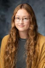 Mattea Hooper Headshot