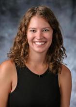 Madeleine Davis Headshot